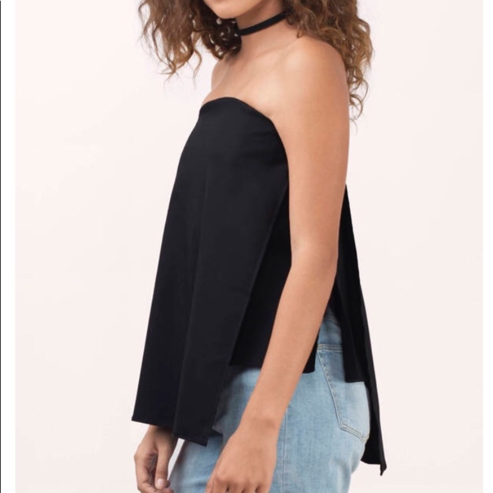 NWT Tobi On My Side Strapless Top